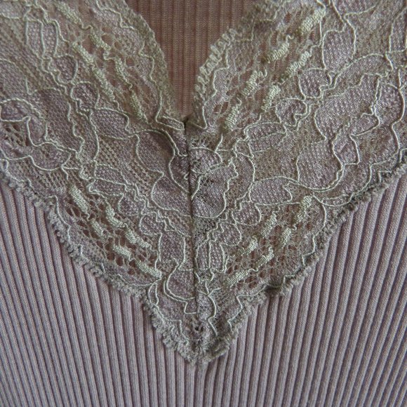 Banana Republic purple tank - Picture 2 of 3